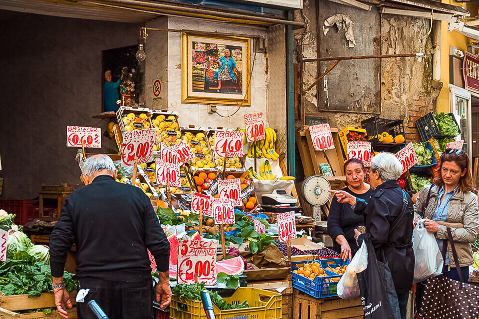 Must-visit food markets in Italy